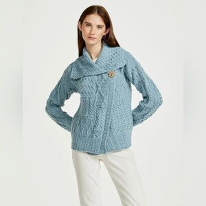 Aran Ireland 100% Merino Wool Céide Ladies Aran Chunky Cardigan Blue Size Small
